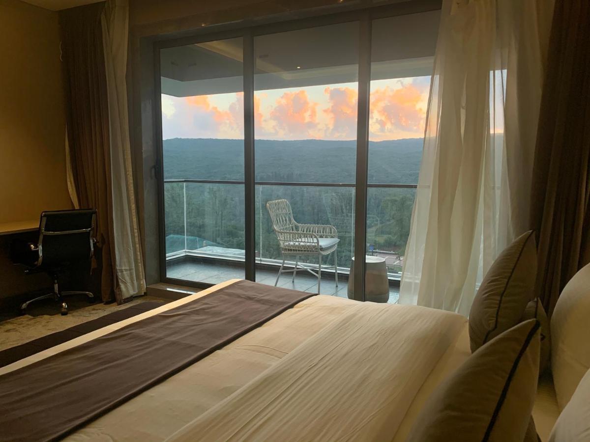 Leela Resort, The Exotic Boutique Hotel - Pure Veg Mahābaleshwar Buitenkant foto