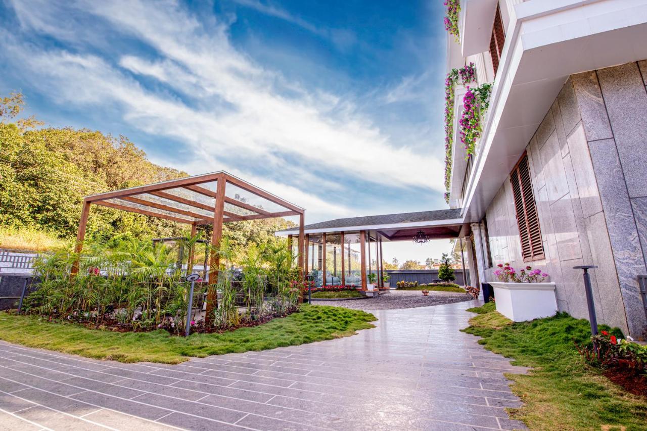 Leela Resort, The Exotic Boutique Hotel - Pure Veg Mahābaleshwar Buitenkant foto